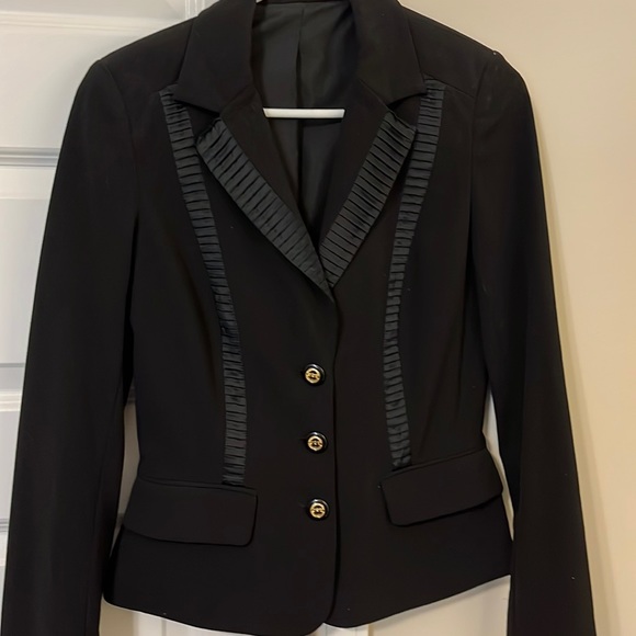 Cache black pantsuit with ribbon detail - Picture 5 of 13